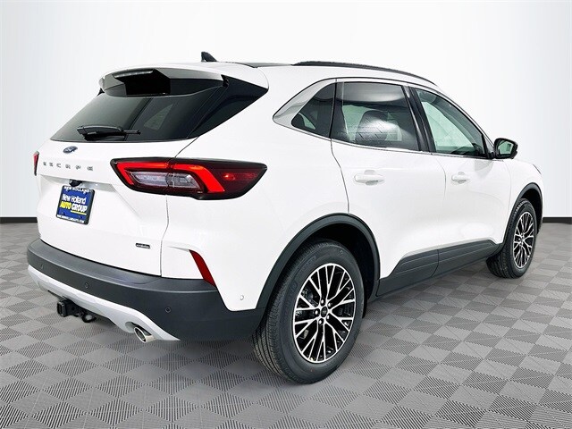 2024 Ford Escape Base photo 2