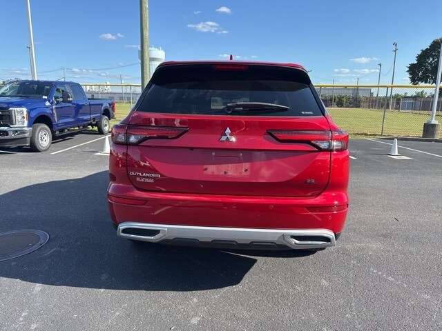 2022 Mitsubishi Outlander SE photo 3