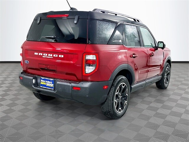 2025 Ford Bronco Sport Outer Banks photo 2