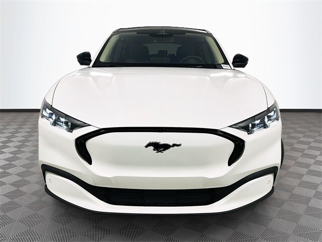 2025 Ford Mustang Mach-E Premium photo 2