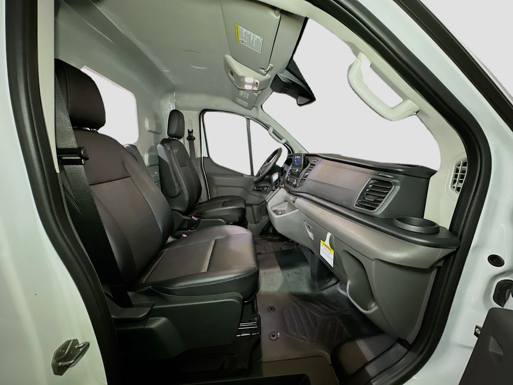 2025 Ford Transit Van Base - Photo 28