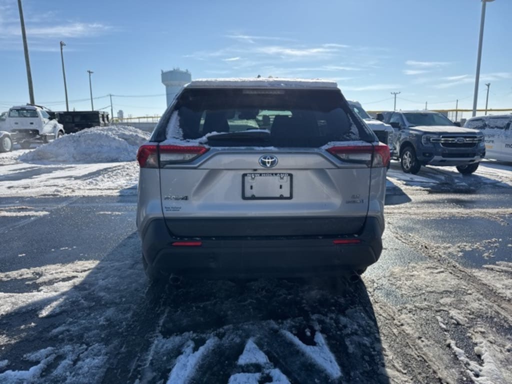 Used 2019 Toyota RAV4 Hybrid LE SUV