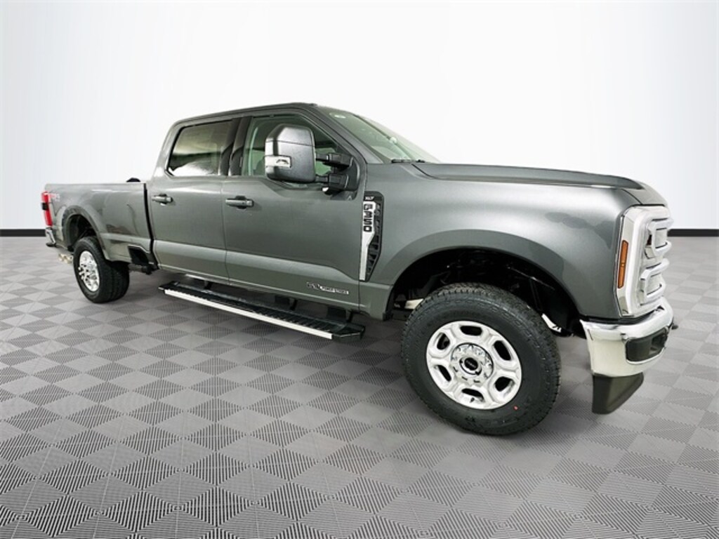 New 2026 Ford Super Duty F-350 XLT TRUCK