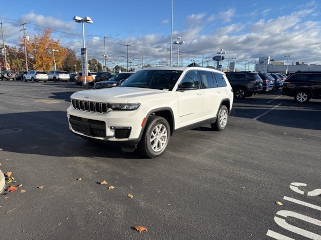 Used 2022 Jeep New Grand Cherokee Limited SUV