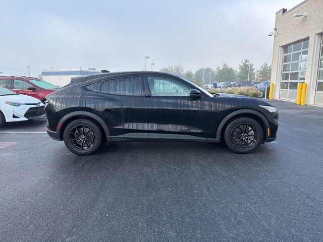2021 Ford Mustang Mach-E Select photo 3