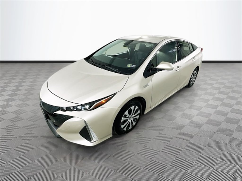 Used 2020 Toyota Prius Prime XLE Hatchback
