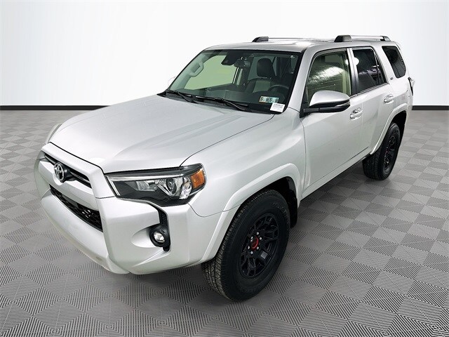 2023 Toyota 4Runner SR5 Premium photo 3