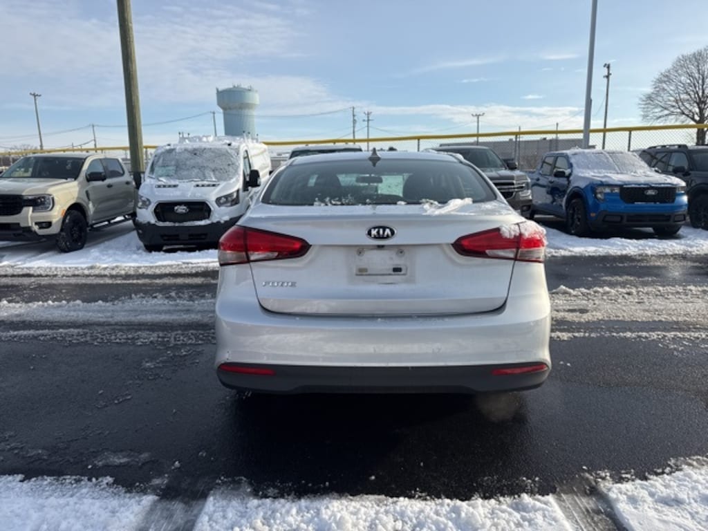 Used 2017 Kia Forte LX Sedan