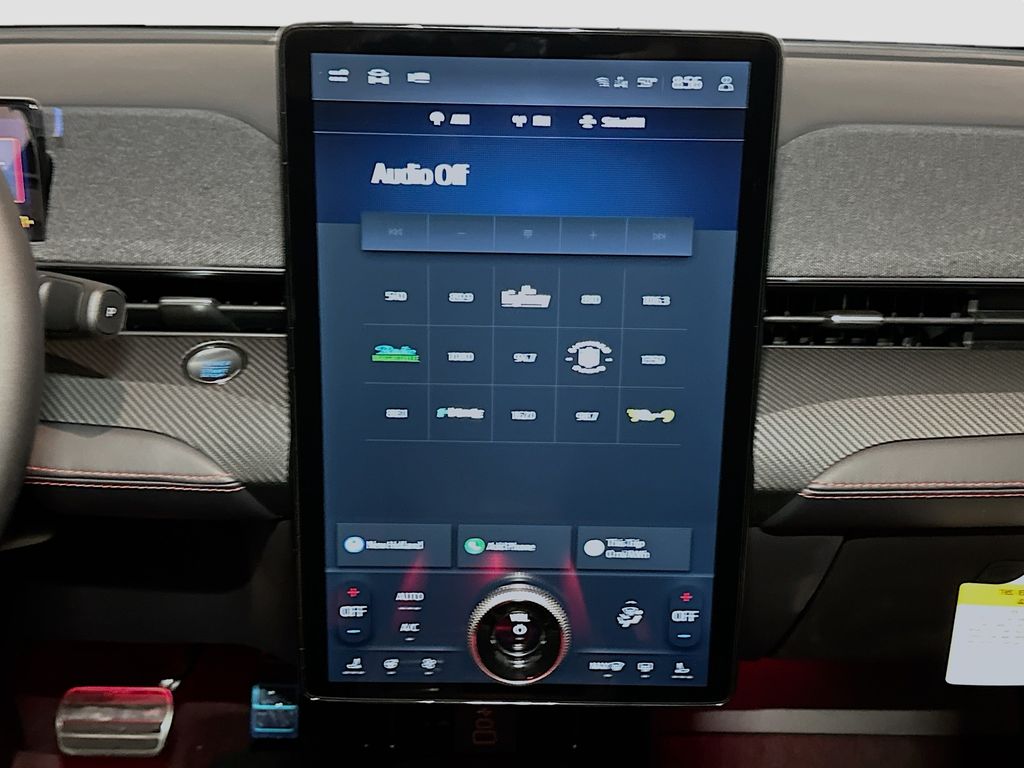 2025 Ford Mustang Mach-E Premium - Photo 12