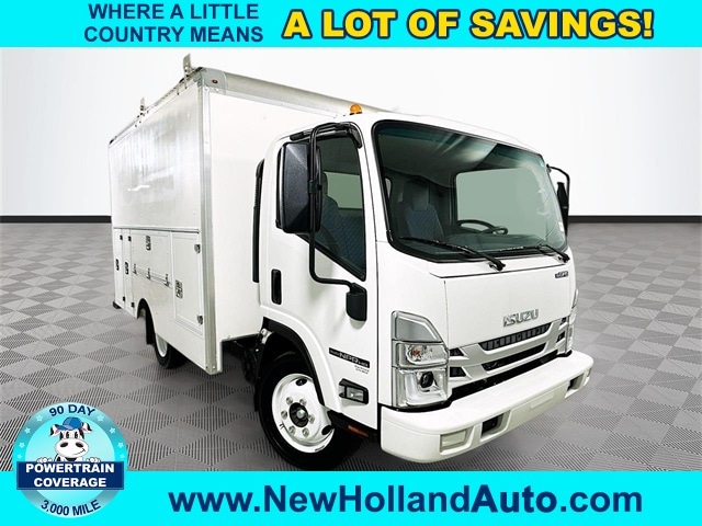 2024 Isuzu NPR HD's photo