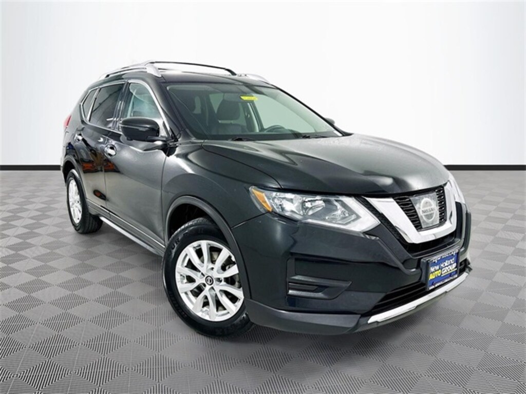 Used 2017 Nissan Rogue SV SUV