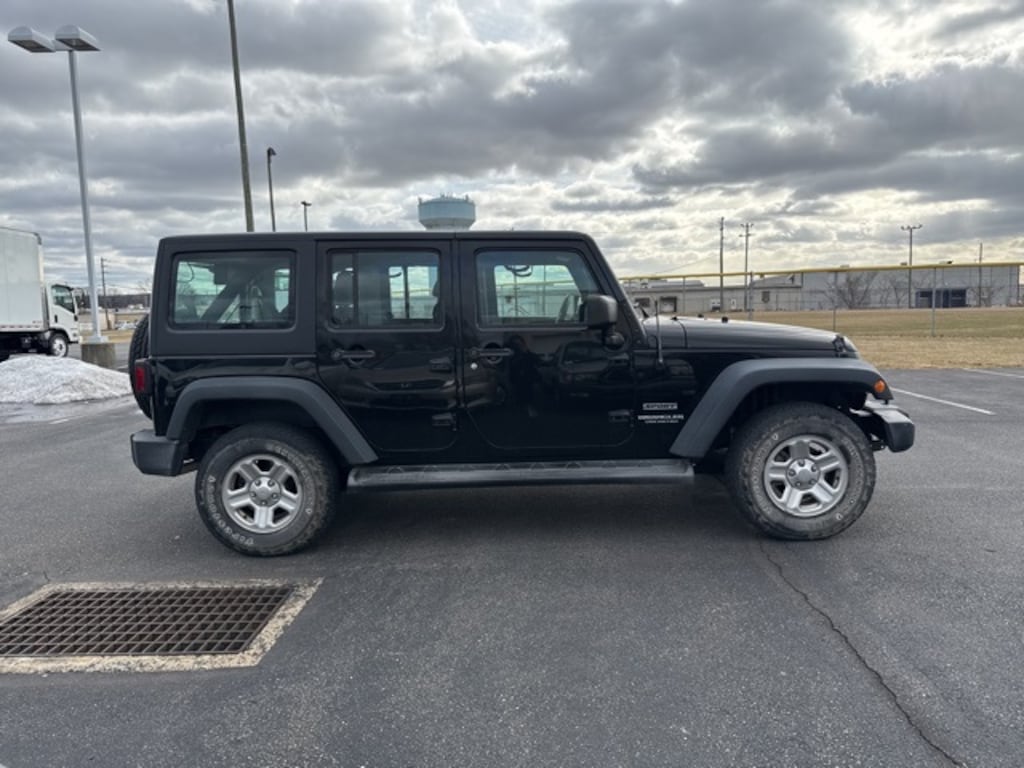 Used 2016 Jeep Wrangler JK Unlimited Unlimited Sport SUV