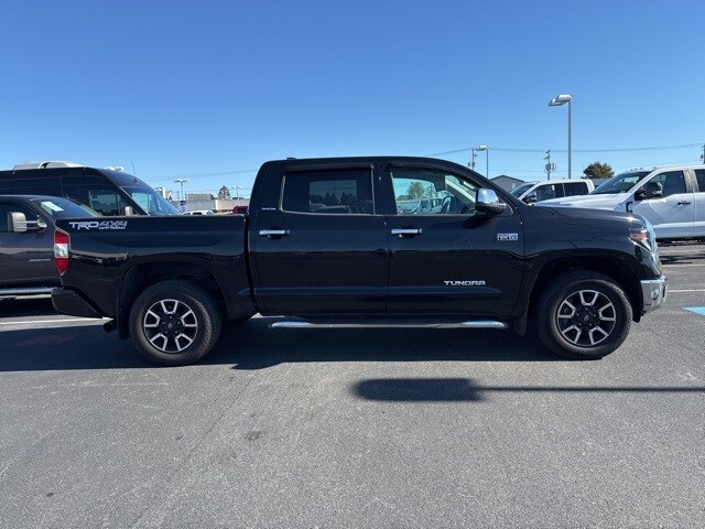 2020 Toyota Tundra Limited Grade photo 3