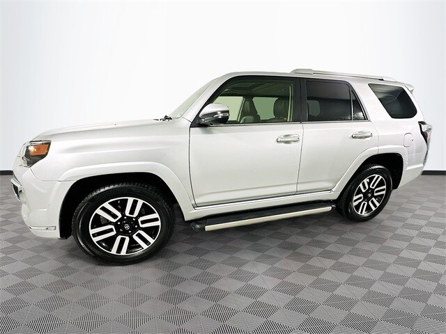 2014 Toyota 4Runner Limited photo 4