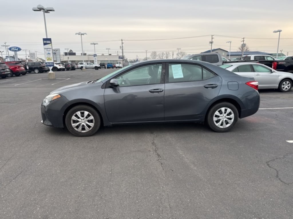 Used 2014 Toyota Corolla LE Sedan