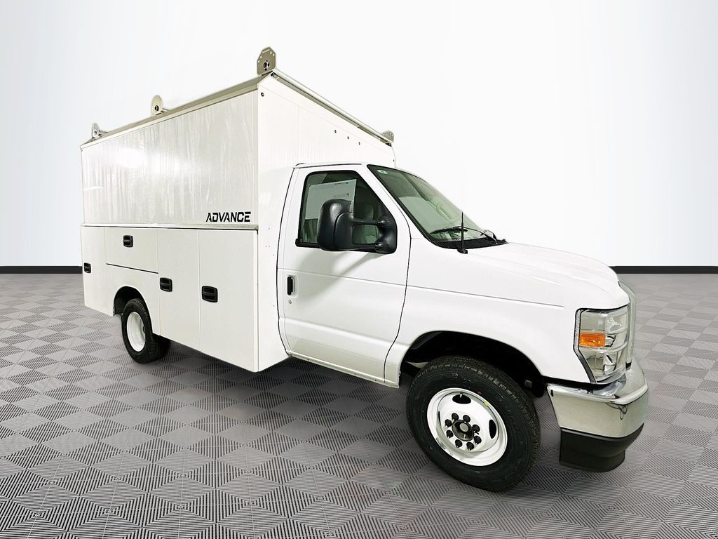 New 2026 Ford E-350 Cutaway Base Cab/Chassis