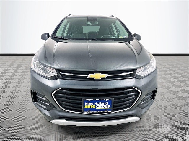 2018 Chevrolet Trax LT photo 2