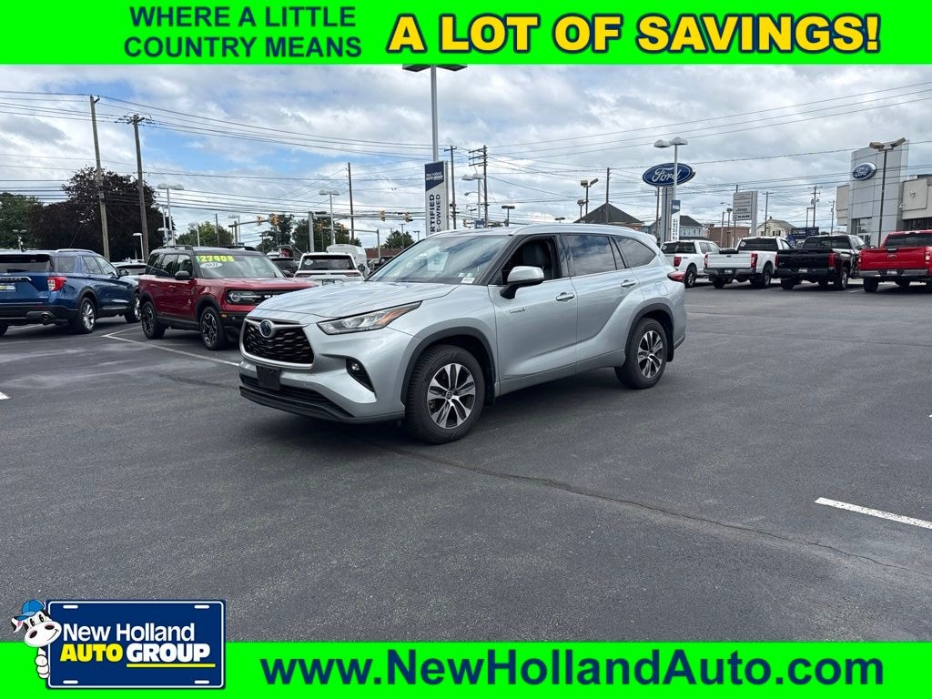 Used 2020 Toyota Highlander Hybrid XLE SUV