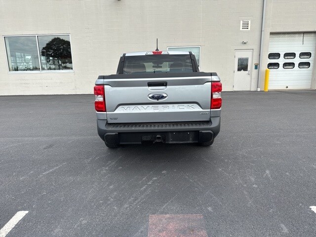 2022 Ford Maverick XLT photo 2