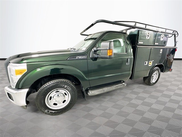 2013 Ford F-350 XL photo 4