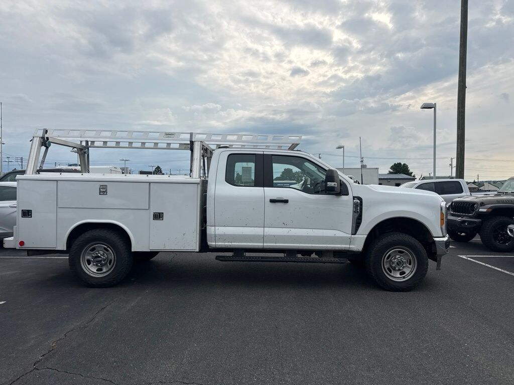Used 2023 Ford F-350 XL Truck Super Cab