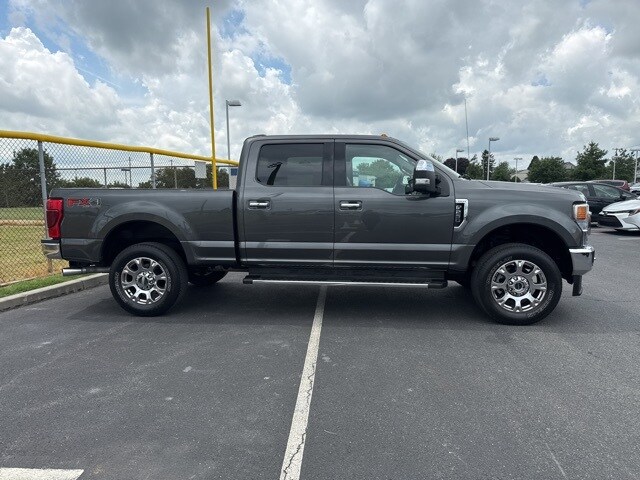 2020 Ford F-250 Lariat photo 3