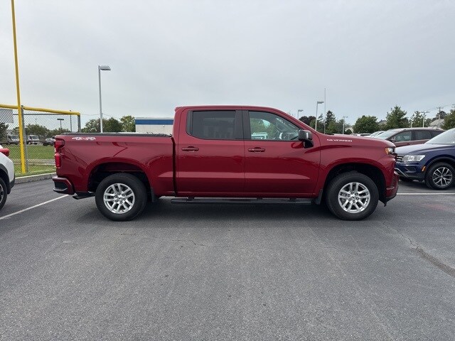 2020 Chevrolet Silverado 1500 RST photo 3