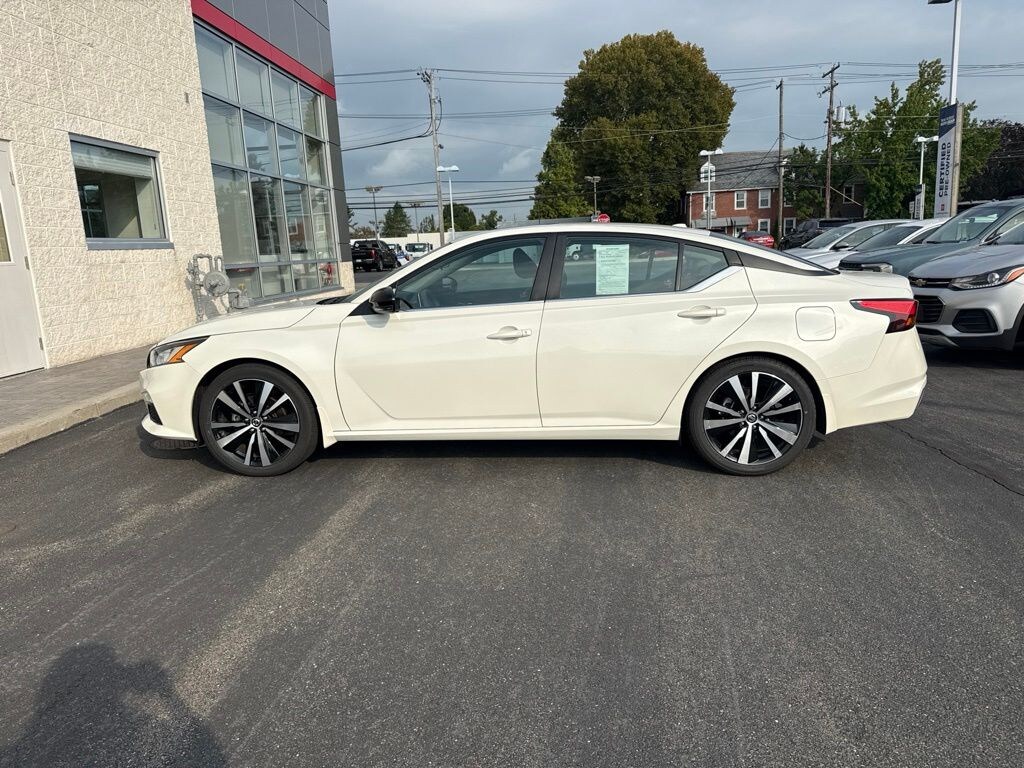Used 2022 Nissan Altima 2.0 SR Sedan