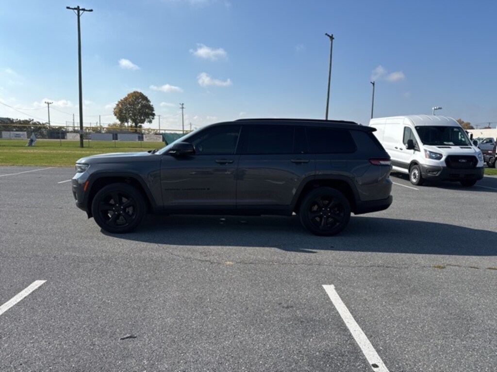 Used 2021 Jeep Grand Cherokee L Altitude SUV
