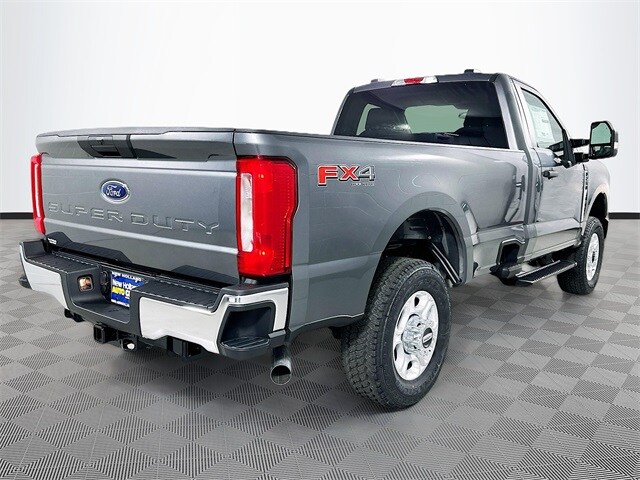 2026 Ford F-250 XLT photo 4