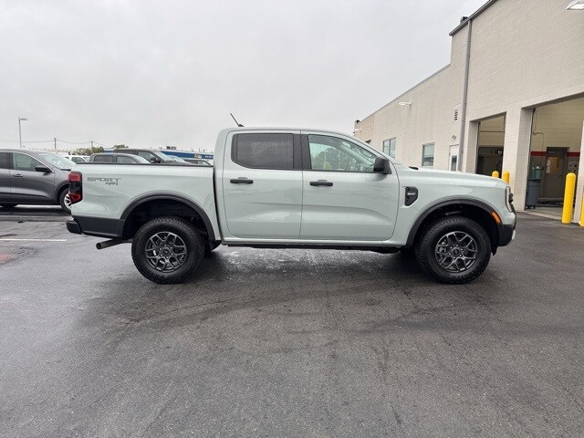 2024 Ford Ranger XLT photo 2