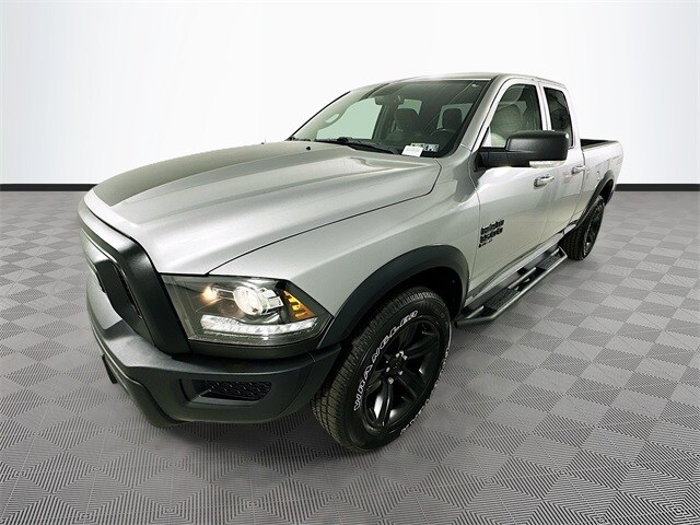 2022 Ram 1500 Classic Warlock photo 3