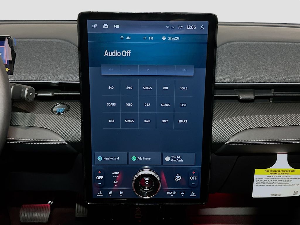 2025 Ford Mustang Mach-E Premium - Photo 13