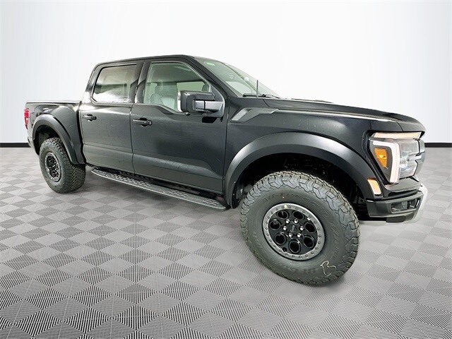 2025 Ford F-150 Raptor photo 3