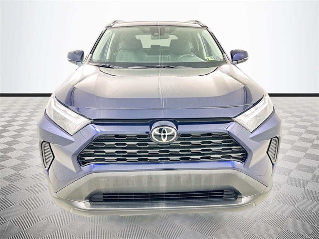 Used 2022 Toyota RAV4 XLE SUV