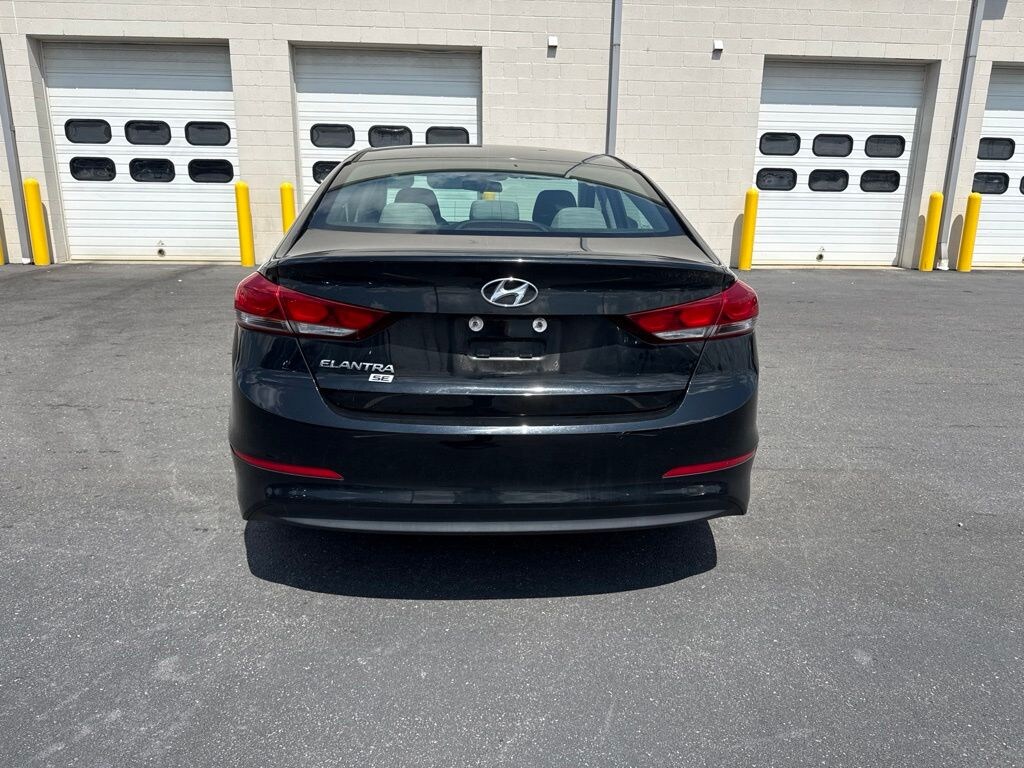 Used 2018 Hyundai Elantra SE Sedan