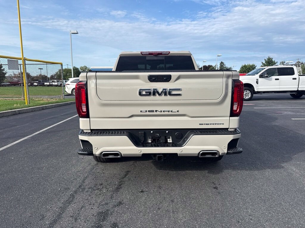 Used 2026 GMC Sierra 1500 Denali Ultimate Truck Crew Cab