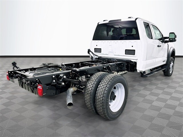 2026 Ford F-550 XL photo 2