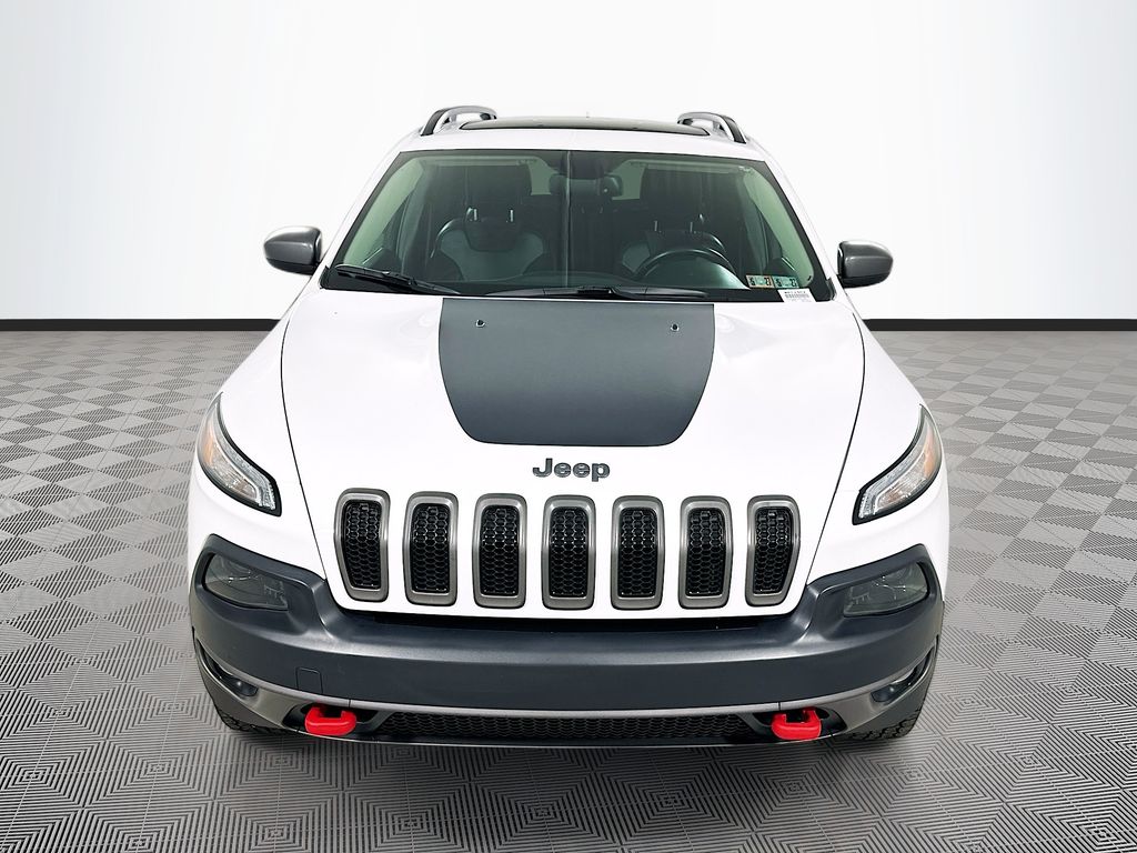 Used 2017 Jeep Cherokee Trailhawk with VIN 1C4PJMBS7HW612352 for sale in New Holland, PA