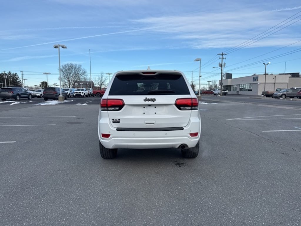 Used 2021 Jeep Grand Cherokee Laredo X SUV