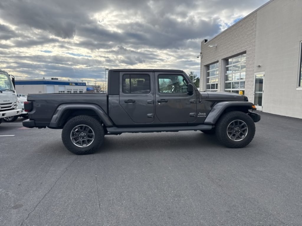 Certified 2020 Jeep Gladiator Overland Truck
