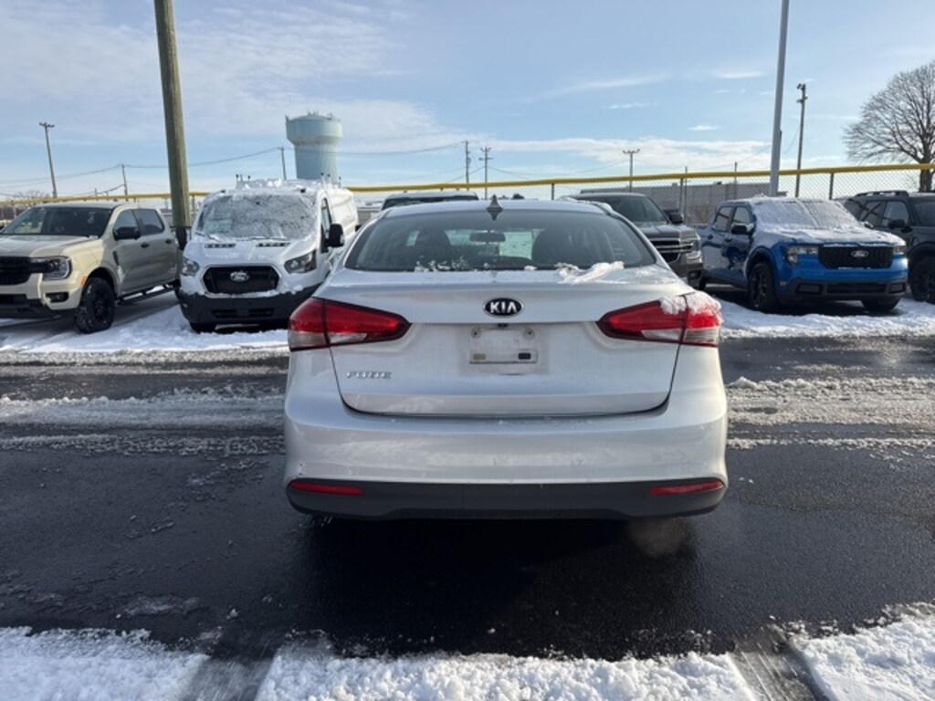 Used 2017 Kia Forte LX Sedan