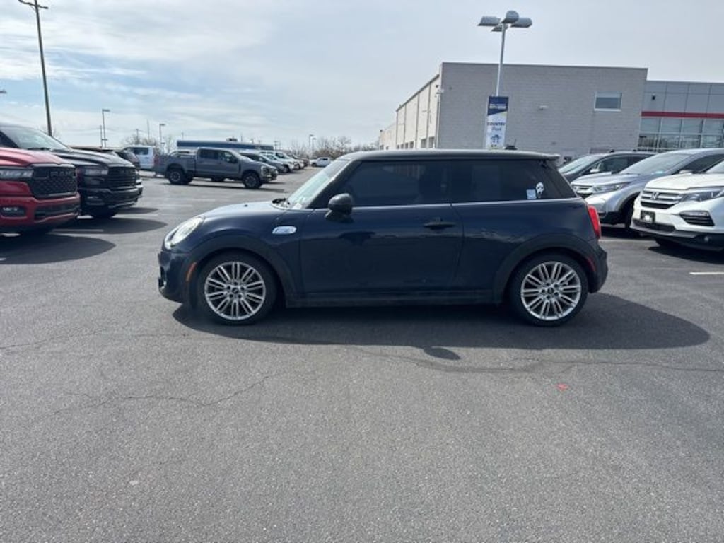 Used 2016 MINI Cooper S Base Hatchback