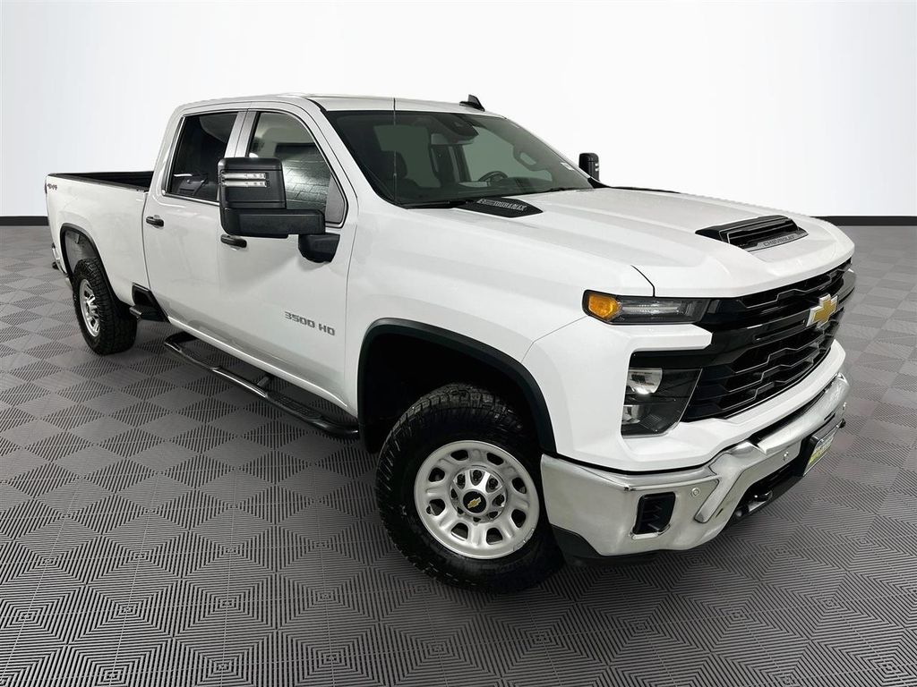 2025 Chevrolet Silverado 3500HD Work Truck