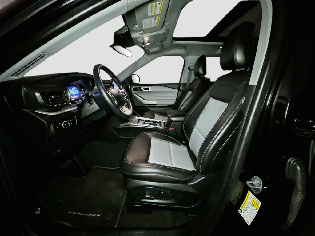 2024 Ford Explorer XLT - Photo 21