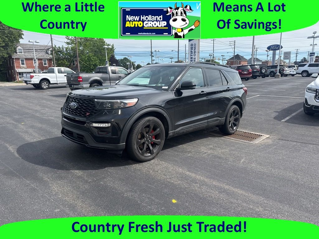 2023 Ford Explorer ST 4WD's photo