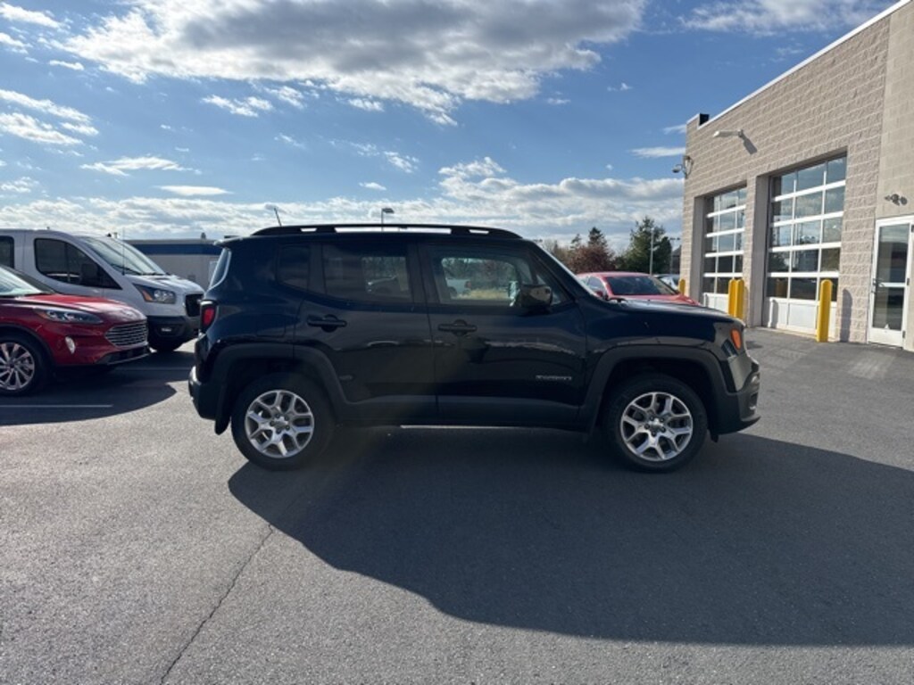 Certified 2018 Jeep Renegade Latitude SUV