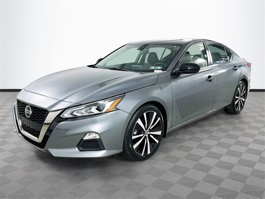 Used 2022 Nissan Altima 2.5 SR Sedan