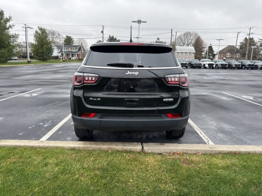 Certified 2023 Jeep Compass Latitude SUV