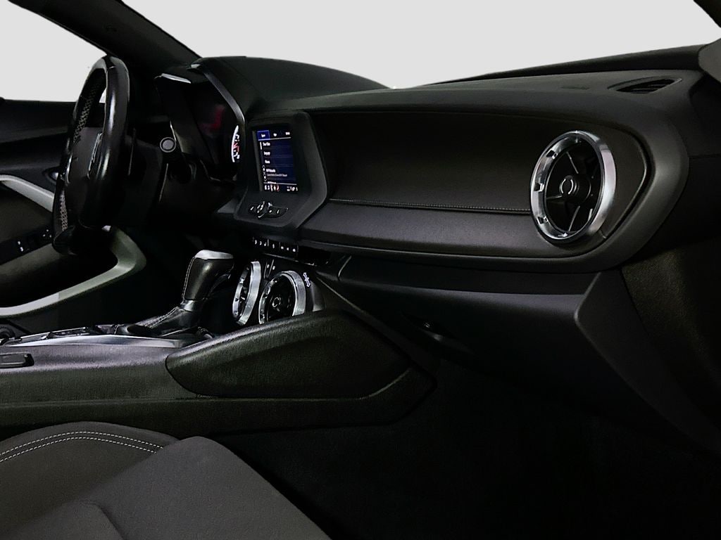 2023 Chevrolet Camaro 1LT - Photo 35
